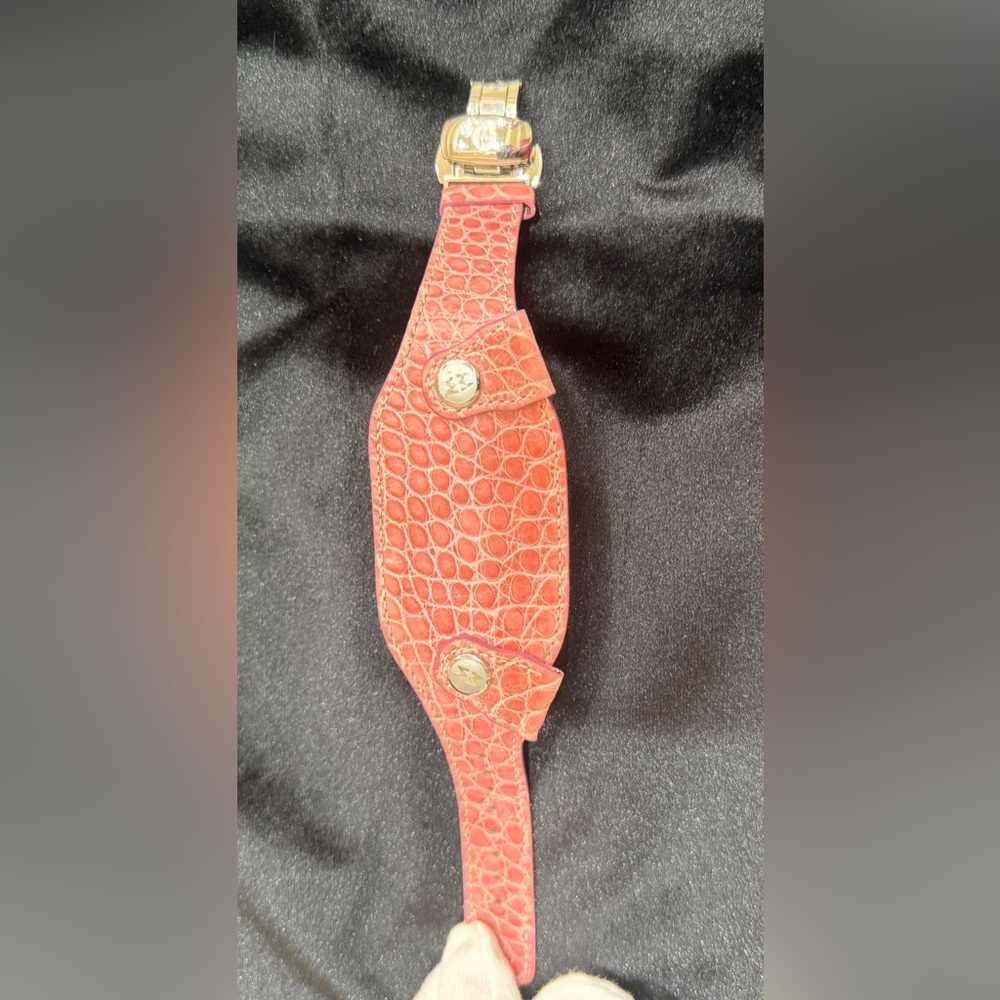 Authentic MICHELE Deco 18mm Watch Alligator Cuff Band in Pink. rare!